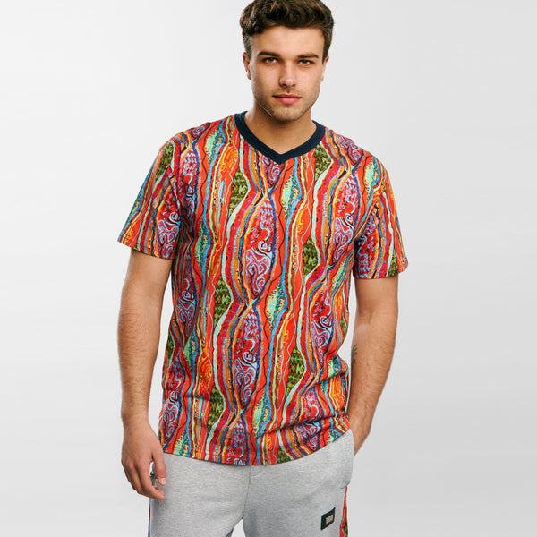 COOGI SUNSET CLASSIC ALL-OVER V-NECK TEE