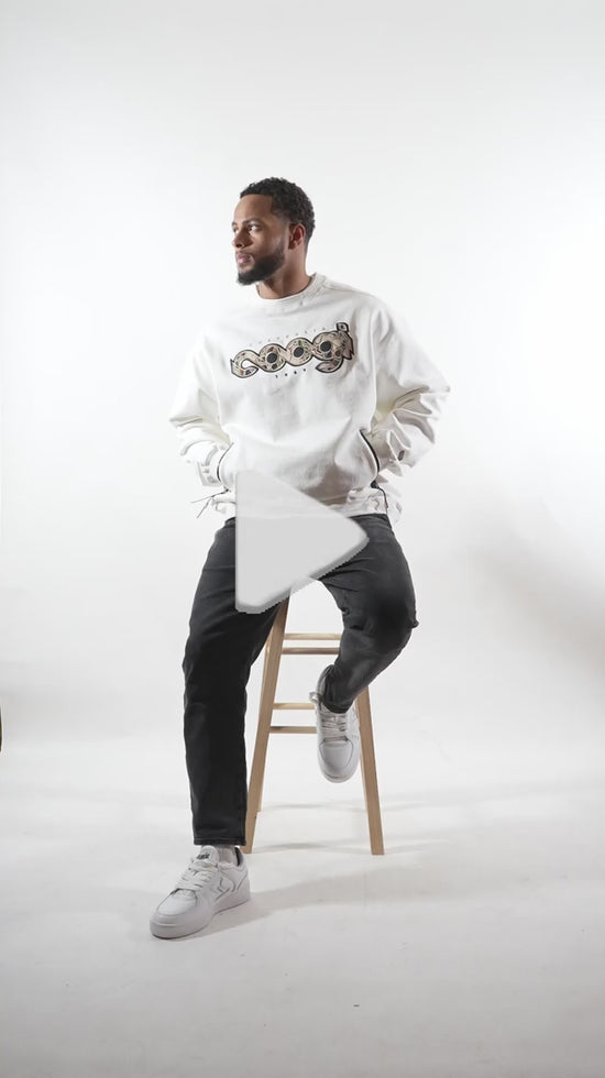 New - COOGI Applique Fleece Crew