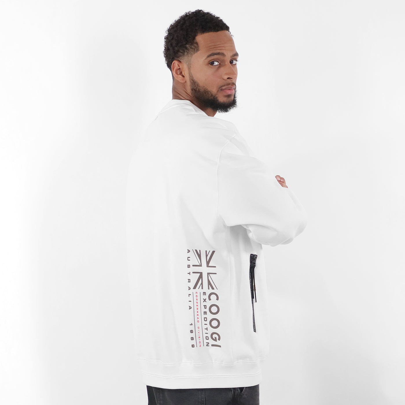 New - COOGI Applique Fleece Crew